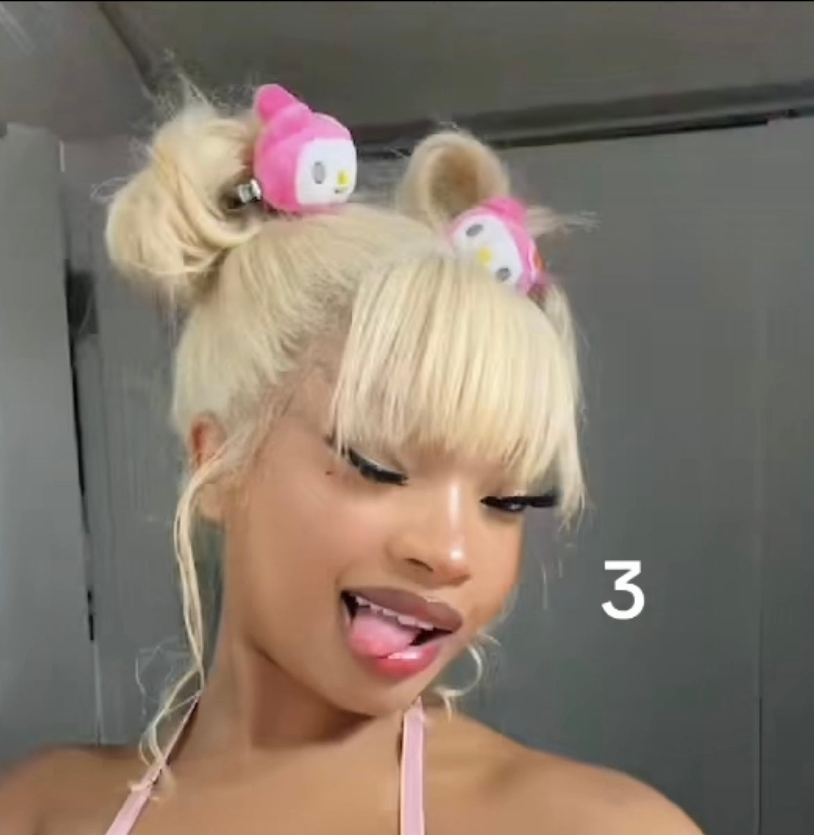 PLUSHIE HAIR CLIPS